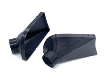 Lade das Bild in den Galerie-Viewer, Lufteinlässe zur Bremsenkühlung passend für ein MINI F56 (Cooper S / JCW)