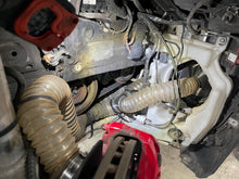 Lade das Bild in den Galerie-Viewer, Bremsenkühlung Set passend für ein MINI F56 Cooper S / JCW