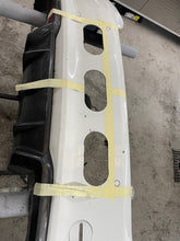 Lade das Bild in den Galerie-Viewer, Bumper Vent