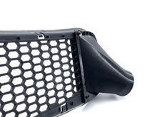 Lade das Bild in den Galerie-Viewer, Bremsenkühlung Set passend für ein BMW E90 E92 M3 & 1er M Coupe