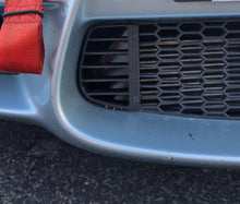 Lade das Bild in den Galerie-Viewer, Bremsenkühlung Set passend für ein BMW E90 E92 M3 & 1er M Coupe