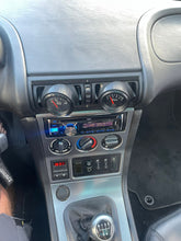 Lade das Bild in den Galerie-Viewer, Lüftungsgitter Einsatz für Anzeige (Öldruck, Öltemperatur, Ladedruck,...) passend für ein BMW Z3 & E36 Compact