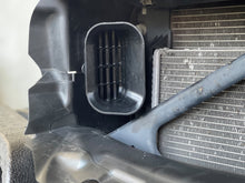 Lade das Bild in den Galerie-Viewer, Air Intake / Ansaugung (Air Scoop) passend für die BMW F-Serie (AG & M-GmbH)