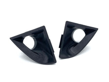 Lade das Bild in den Galerie-Viewer, Lufteinlässe zur Bremsenkühlung passend für ein BMW F32 4er mit M-Paket