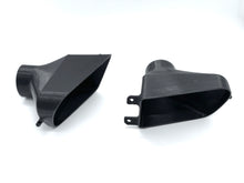 Lade das Bild in den Galerie-Viewer, Lufteinlässe zur Bremsenkühlung passend für ein BMW Z3 Coupe