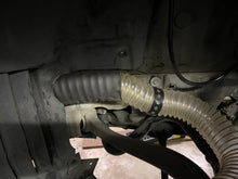 Lade das Bild in den Galerie-Viewer, Bremsenkühlung Set passend für ein BMW M3 & M4 F80/F82 GT4-Edition